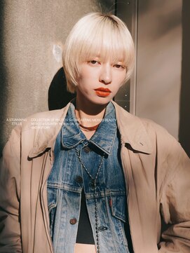 ラーナー(LONER) ホワイトベージュ×ショートボブ【LONER神戸三宮】