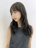 シーン(scene)&nbsp;赤みを消したい方におすすめ　透明感　柔らかOlive beige color