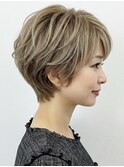 白髪ぼかしくびれショート
