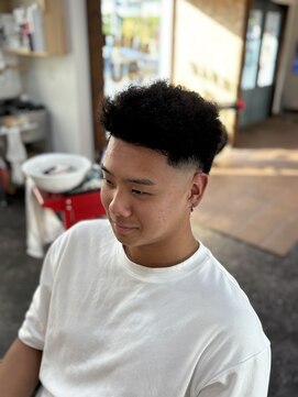 ブル(BULL) アフロパーマ←パーマ13000円+スキンフェード4500円