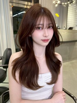 リリー(Lilley)の写真/韓国で流行りのチャンモリパーマが福岡で叶う☆lilleyなら、顔周りに自然に馴染んで小顔魅せStyleに♪