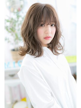 ヘアアンドビューティー ミック(Hair & Beauty miq) ミックスカール×斜めバングのゆるふわミディa