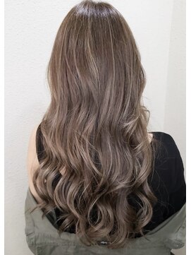 イリス バイ アルティナ 武蔵小杉店(Iris by artina) ハイライトグレージュ×ゆるウェーブ【Iris武蔵小杉】