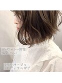 【W-ワット-新宿店 担当 yumi】ラテベージュ ミディアムボブ