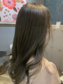 カシータフロル ららぽーと愛知東郷店(Casita flor) 【Casita flor】赤みの無いチャコールグレー