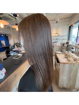 ミル 今治(1003 mille IMABALI) ブリーチ無しのベージュカラーで作るロングヘア