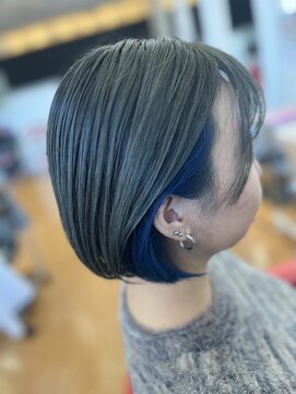 バンファミリージーナヘアー(Vanfamily gina hair) インナーカラー