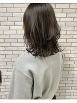 ミスト(MIST)&nbsp;くびれミディ×ダークブラウン×ワンカールスタイル