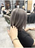 冬おすすめバレイヤージュアッシュグレー本厚木