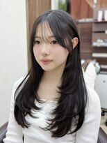 ラクシア(LucxiA)&nbsp;レイヤーカット/韓国ヘア/簡単スタイリング/顔周り