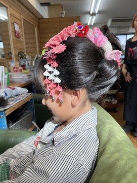 ヘアアンドエステキャロット 七五三アップ
