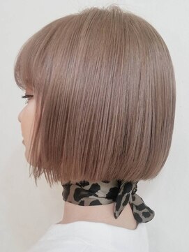 ブロック ジャポン(bloc japon) マットグレーベージュ ハイトーン ボブ/久保田