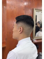 ロマンズヘッド(浪漫頭髪 ROMAN’S HEAD) スキンフェード