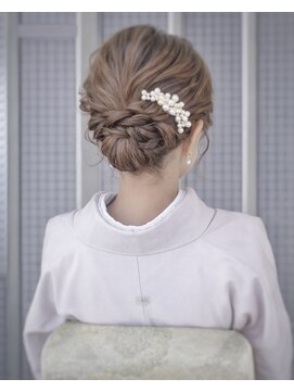 エレガンスモア(elegance MORE) ヘアアレンジ