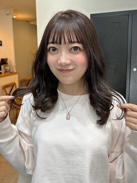 ディーエックス ウエスト(Dxxxx WEST) 透明感グレージュ/顔周りカット/レイヤーカット/イルミナカラー