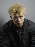 スパイキーショート スクエアショート ブリーチカラー レッド