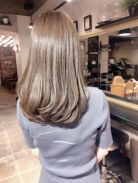 ロンド ルージュ 銀座店(Lond rouge) お肌まで綺麗に見えるカラー