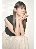 サラサラストレートロングヘア【20代/30代/髪質改善】