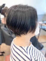 ミーティア バイ クアトロ(Meteor By QUATRO) 上品ショート