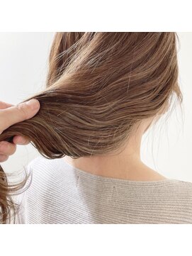 キャンバス バイ ネオリーブ 横浜西口(Canvas by neo.) 結んでも可愛い◎大人女子ハイライト【miku】