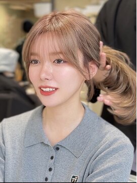 ティア(Tia.) （2way/おくれ毛/レイヤーカット/ベージュ/小顔）