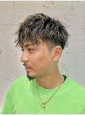 メンズヘア/メッシュハイライト/スパイラルパーマツーブロック