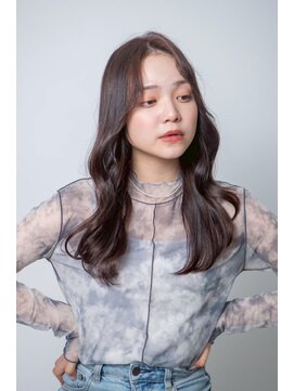 ルフュージュ バイ プロデュース 相模大野店(Refuge by Produce) チョコレートブラウン/ゆるふわウェーブ