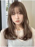 レイヤーカット/小顔カット/色素薄めカラー/くすみベージュ