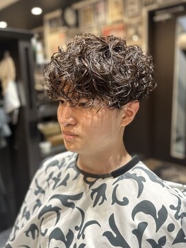 ザフリーマンズバーバー(THE FREEMANS BARBER) シャドウパーマ×ツーブロック!