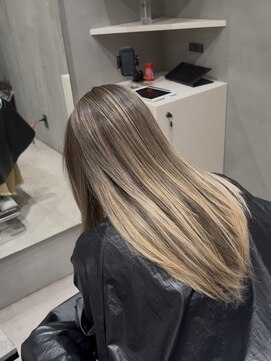 コスモス 町田(COSMOS) ミルクティーバレイヤージュ