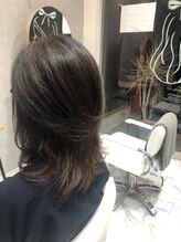 ビースリー(b three)&nbsp;セミロングレイヤー