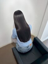 イオエ 元町(ioe)&nbsp;前髪/暗髪カラー/艶カラー/小顔カット/髪質改善/縮毛矯正/黒髪