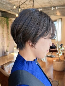 ジュディー(JuDy) 前髪長めのショートボブ