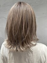 ガーデンテラスサロン  流山おおたかの森(GardenTerracesalon)&nbsp;ホワイトベージュ×くびれレイヤー