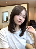 レイヤーカット/ミディアム/10トーンベージュ
