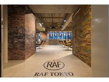 ラフ トーキョウ(RAF TOKYO)の雰囲気（入り口からおしゃれな空間に、ワクワクが止まりません！［新宿］）