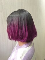 トムキャット(TOM CAT) ブリーチグラデーション ダークグレーとチェリーピンク