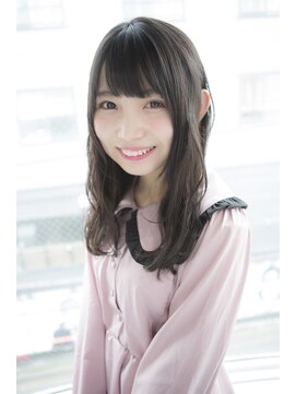 サロンドミルク 原宿(salon de MiLK) 【salon de MiLK 原宿】アッシュベージュ×耳かけゆるウェーブ