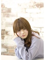 ヘアールーム アーチェ(arche) ブランジュ系カラーで大人可愛いミディアムスタイル