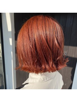 サラジュ 西宮北口店(SARAJU) ■派手髪オレンジカラー/ハイトーン【村上 陽菜】