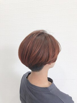 ミミックヘアー(MiMic hair) 刈り上げショート×オレンジブラウン