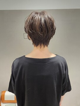 オン(ON) ワンカールパーマ×大人ショート