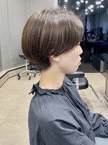 ハルキ ミナト ジャパン オオサカ(HARUKI MINATO japan OSAKA)&nbsp;30代40代50代小顔似合わせカットくびレイヤーエモージュ大人可愛