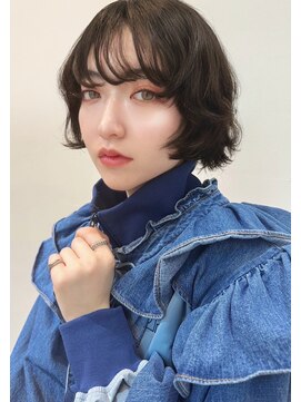 フリティ 大阪西梅田店(friity) オリーブベージュショートミニボブグレージュブリーチレイヤー