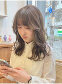 ブリーチなしミルクティーベージュ重めスタイル小顔外ハネロブ