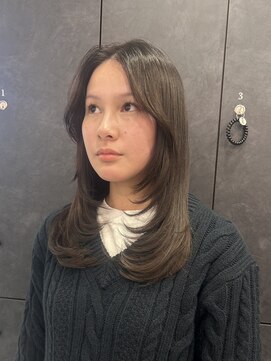 ヴィオットバイサロン(Viot by Salon) 似合わせフェイスレイヤーカット  ブラウングレージュカラー