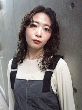 ビュートリアム 梅田(BEAUTRIUM) スタイリング簡単くるっとパーマ
