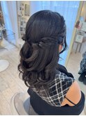 【梅田、茶屋町】ゆるふわハーフアップ