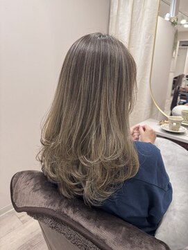 カミノワ(kaminowa) 白髪率40％おすすめスタイル/神戸/三宮/脱白髪染め/白髪ぼかし