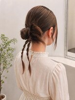 ラウム(LAUM)&nbsp;カチ盛りタイトシニョンアレンジ